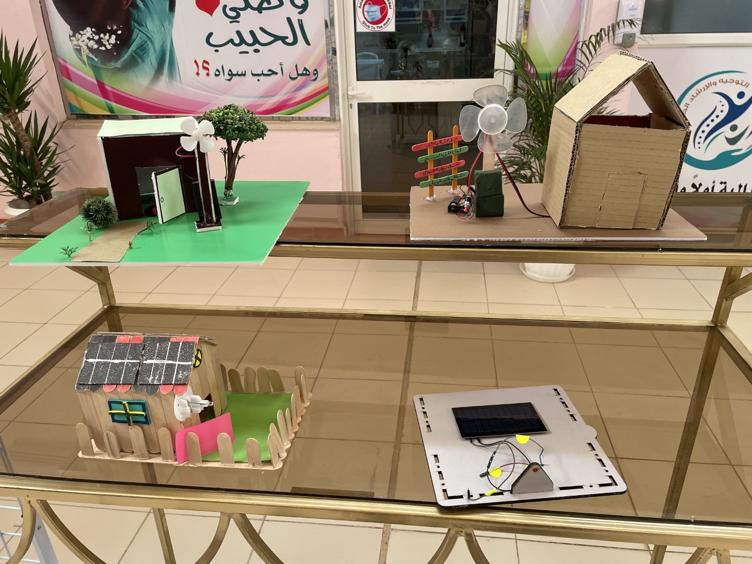 إدارة "تعليم الجوف" تنظم معرضاً عن الطاقة المتجددة